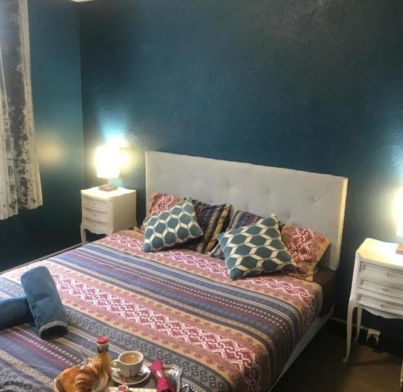 פנסיון Le Roches De Merry