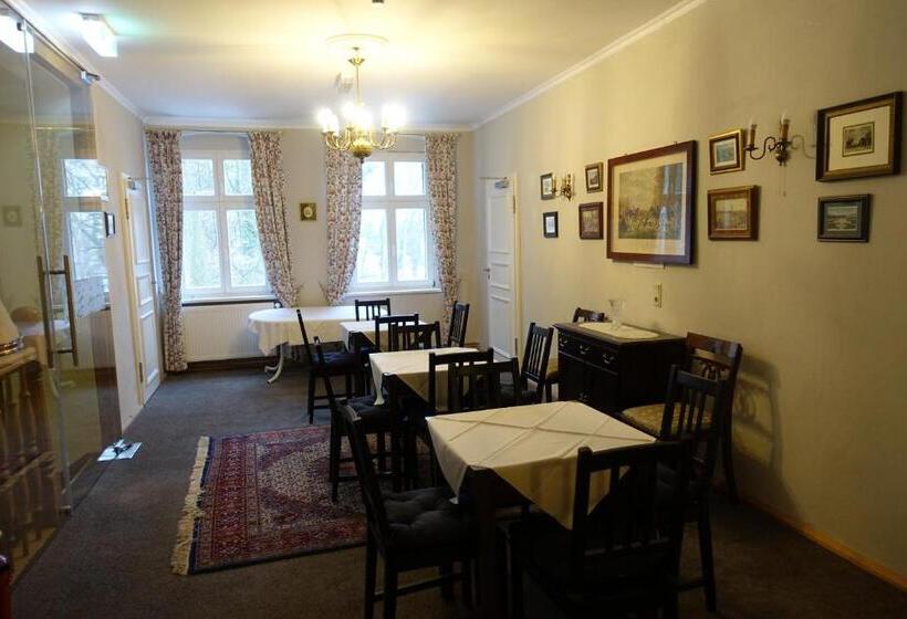 Pension Gräfliche Villa