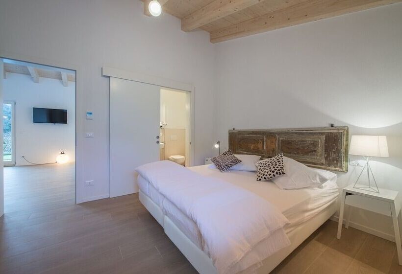 إقامة La Gazza Ladra Apartments