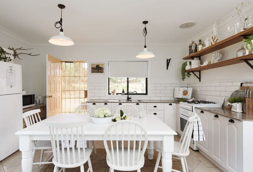 The Woods Farm Jervis Bay