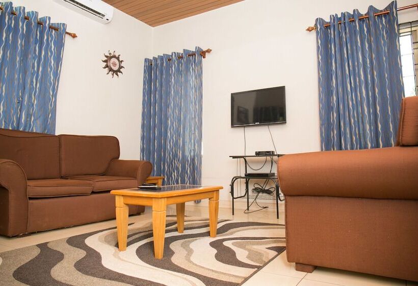 Traveller's Palm Court