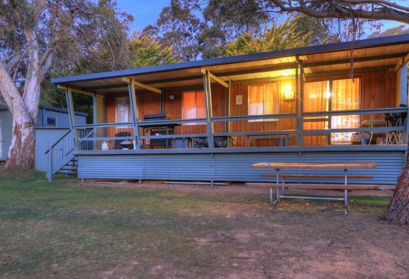 Anglers Reach Lakeside Village