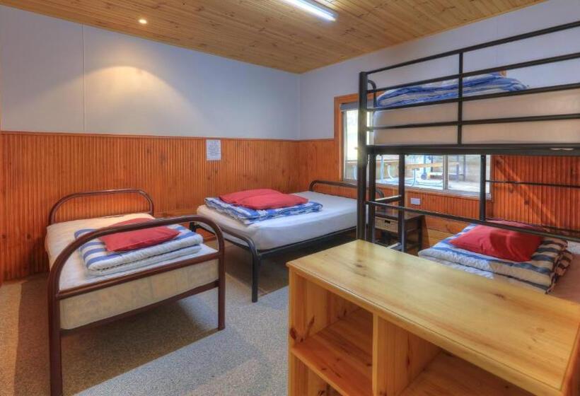 Anglers Reach Lakeside Village