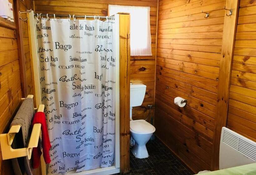 Anglers Reach Lakeside Village