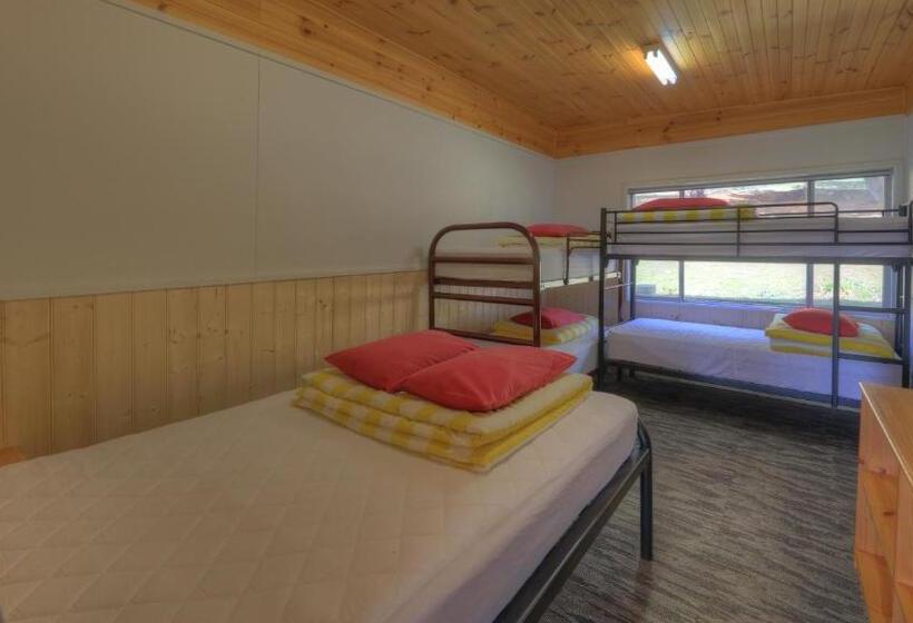 Anglers Reach Lakeside Village