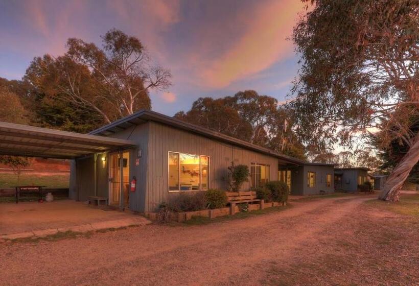 Anglers Reach Lakeside Village