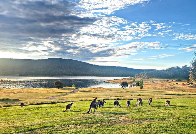 Anglers Reach Lakeside Village