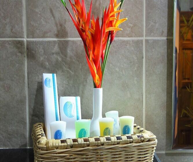 Arayal Resorts: A Unit Of Sharoy Resort, Wayanad