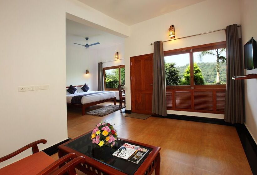 Arayal Resorts: A Unit Of Sharoy Resort, Wayanad