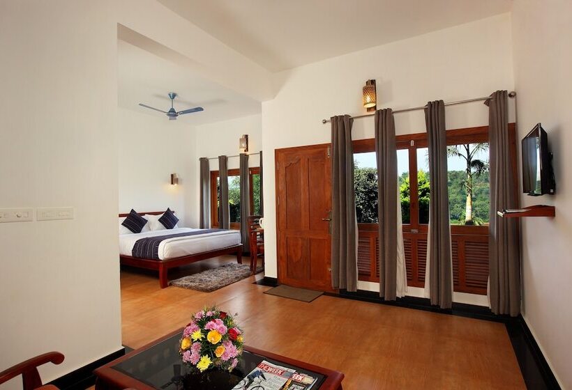 Arayal Resorts: A Unit Of Sharoy Resort, Wayanad
