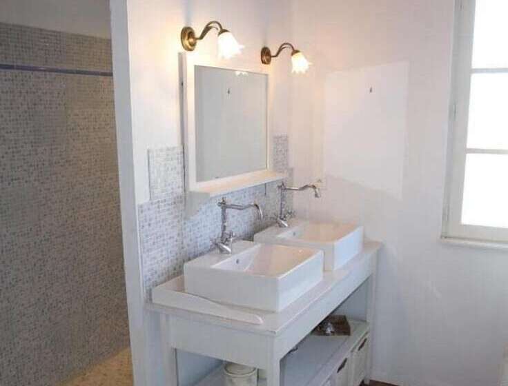 Au Bon Gre D Hugoline