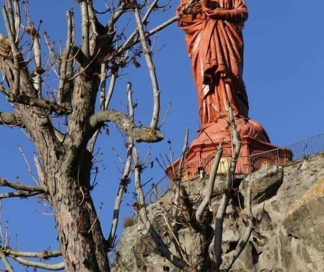 Au Bon Gre D Hugoline