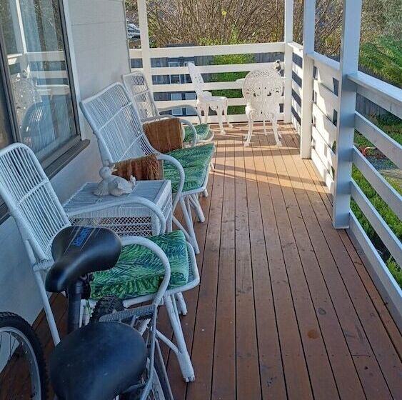 مبيت وإفطار Cottage On Main