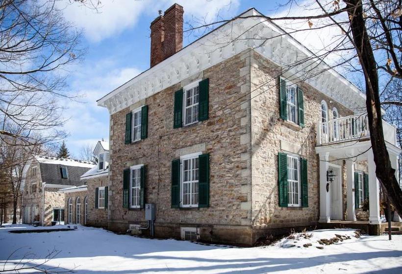 مبيت وإفطار Daffodil Acres