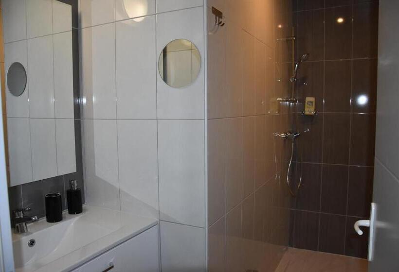 مبيت وإفطار Domaine De Calbiac