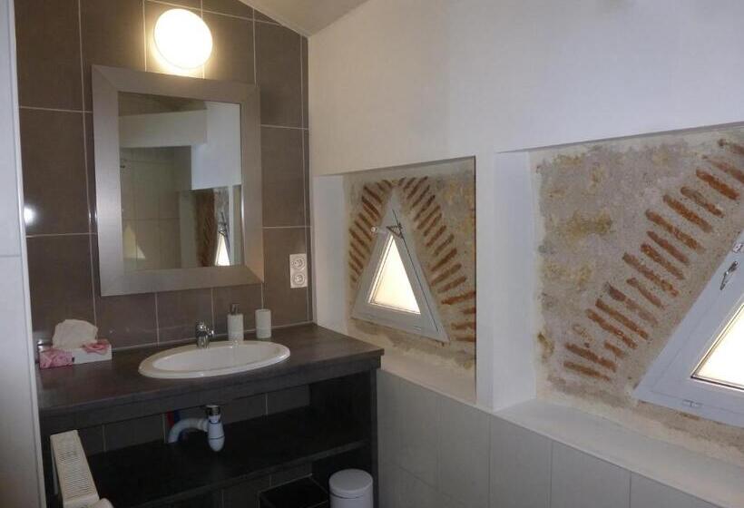 مبيت وإفطار Domaine De Calbiac