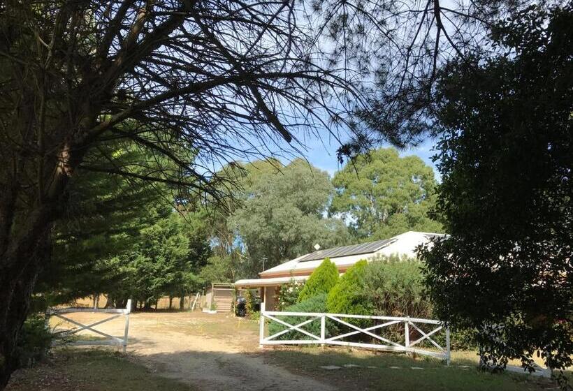 צימר Helen S Homestead