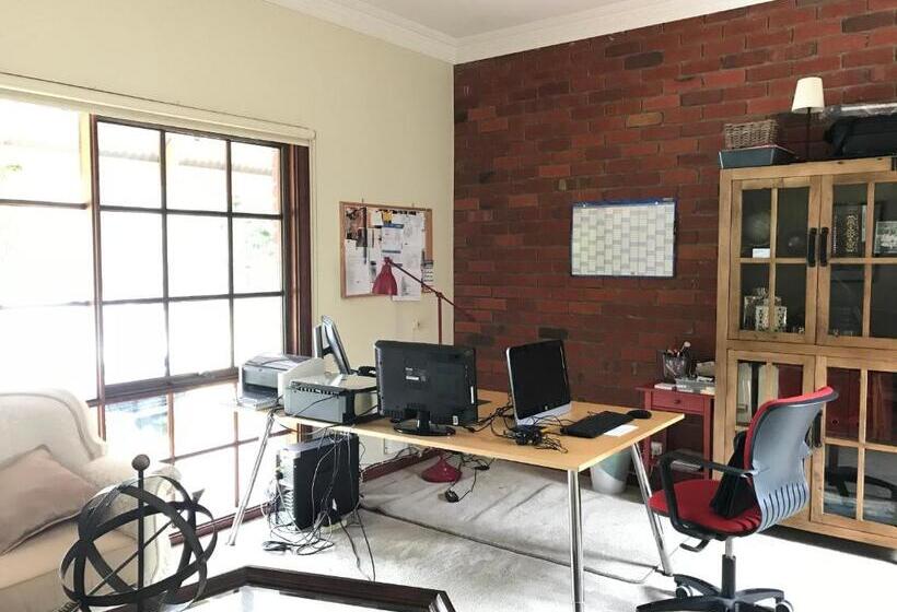 צימר Helen S Homestead