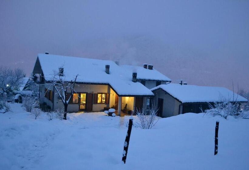 ベッドアンドブレックファースト L Cumbalot