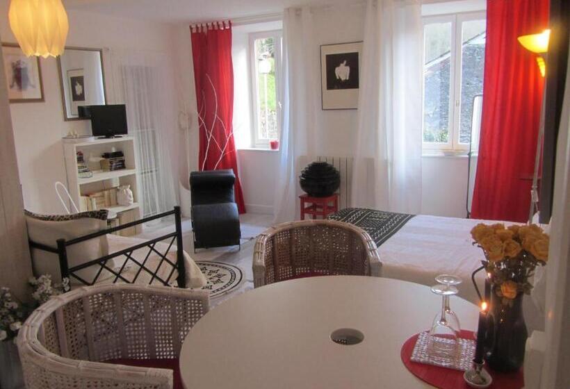 مبيت وإفطار La Maison De Natasha