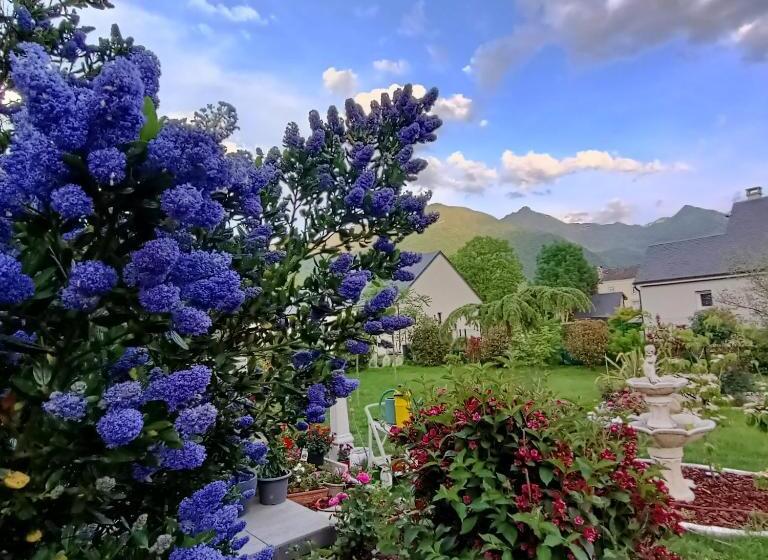 Le Balcon Des Cimes B&b