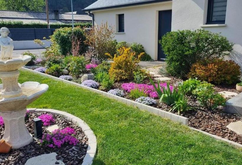 Le Balcon Des Cimes B&b