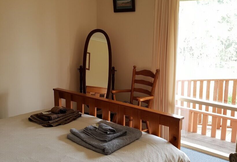 Bed and Breakfast Taralee Orchards