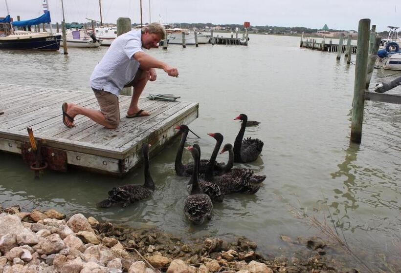 Boathouse  Birks River Retreat