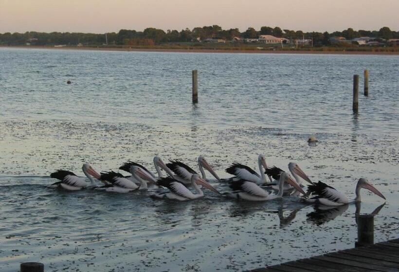 Boathouse  Birks River Retreat