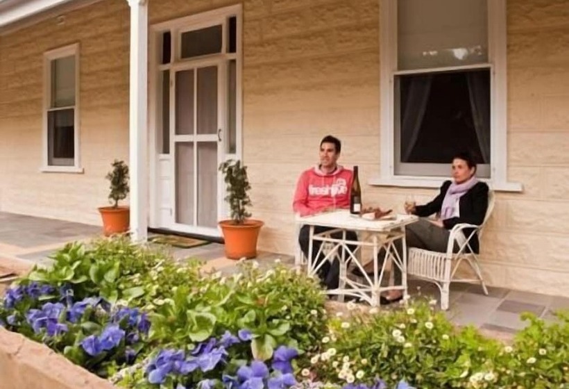 Brown's House Bed And Breakfast