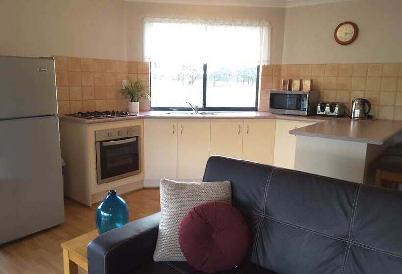 Cosy Corner Chalets