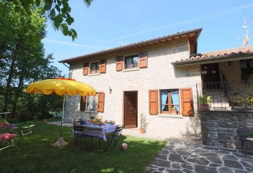 Country Cottage In Marche With Swimming Pool
