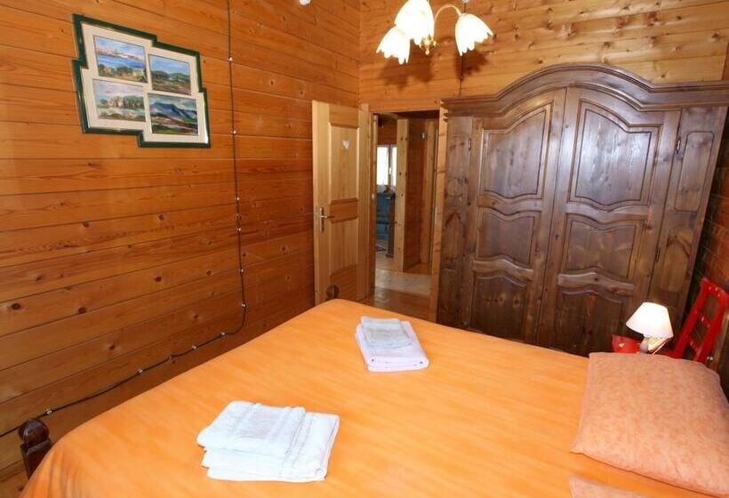 Cozy Cottage In Graffignano Italy With Swimming Pool