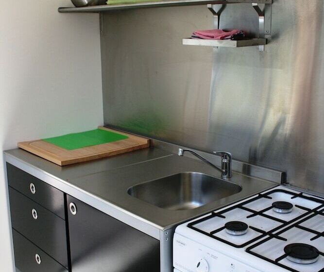 Craggy Peaks Wilderness Cabins