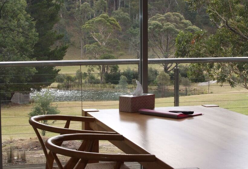 Craggy Peaks Wilderness Cabins