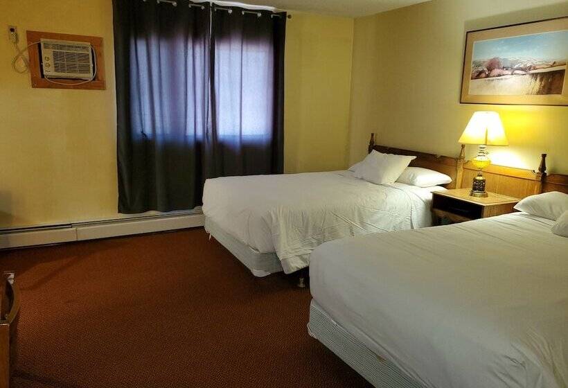Englehart Motel