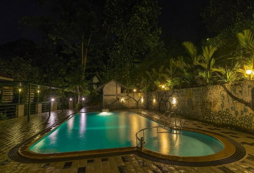 酒店 Adithya Nature Resort & Spa