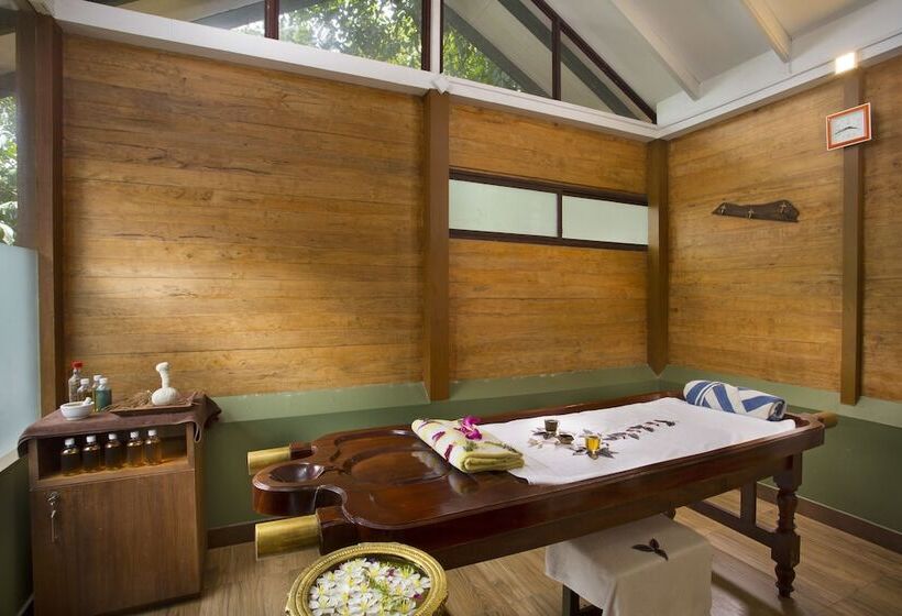 酒店 Adithya Nature Resort & Spa