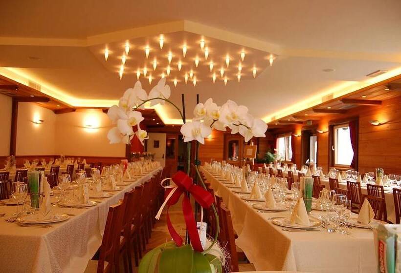 בית מלון כפרי Albergo Edelweiss   Larespa