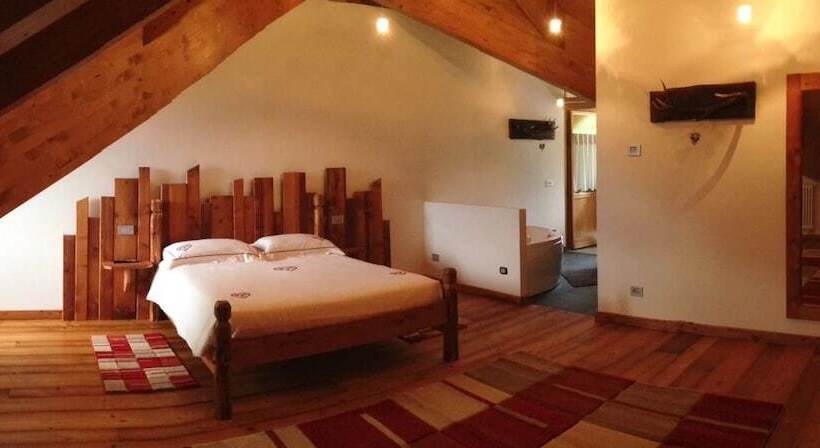 בית מלון כפרי Albergo Edelweiss   Larespa