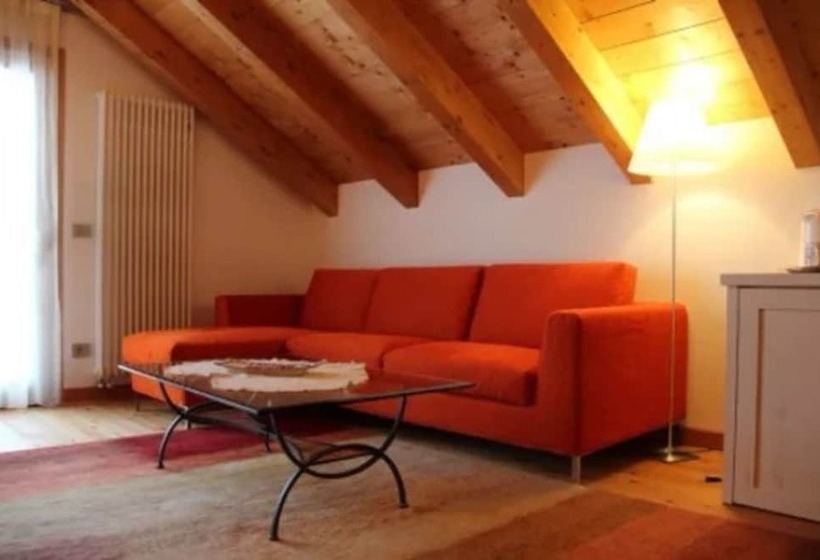 בית מלון כפרי Albergo Edelweiss   Larespa