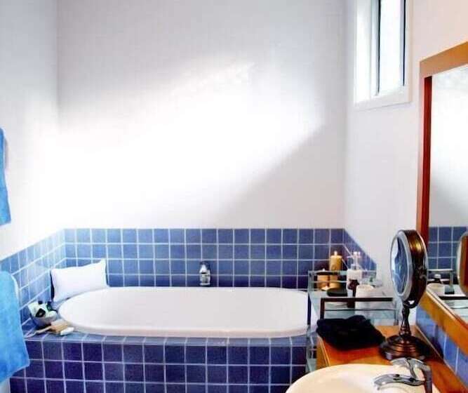 בית מלון כפרי Blue Lake Lodge