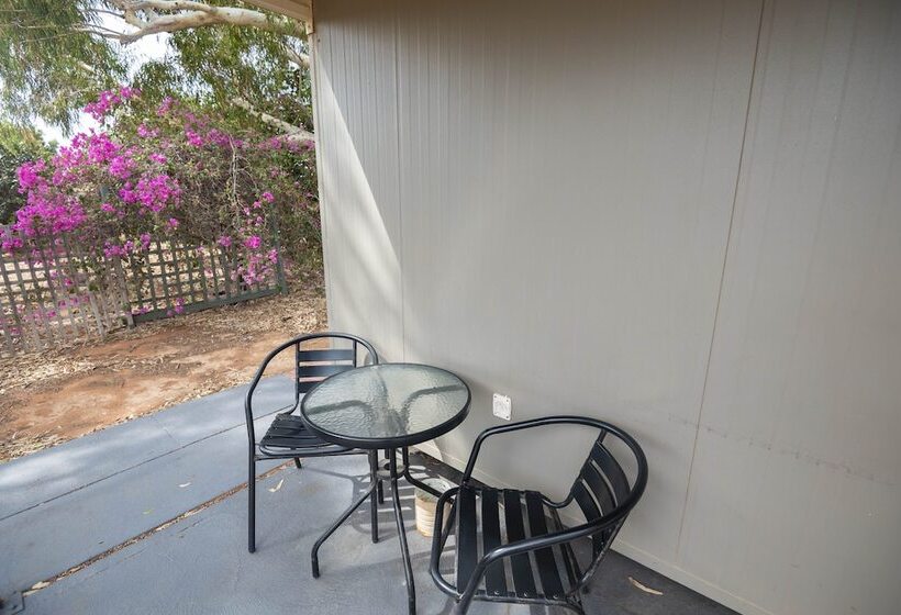 هتل Capricorn Holiday Park