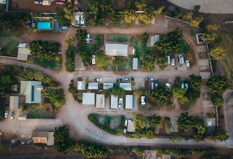 هتل Capricorn Holiday Park