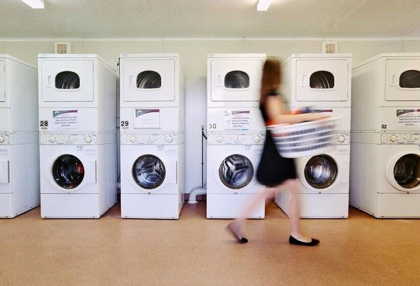 בית מלון כפרי Capricorn Village