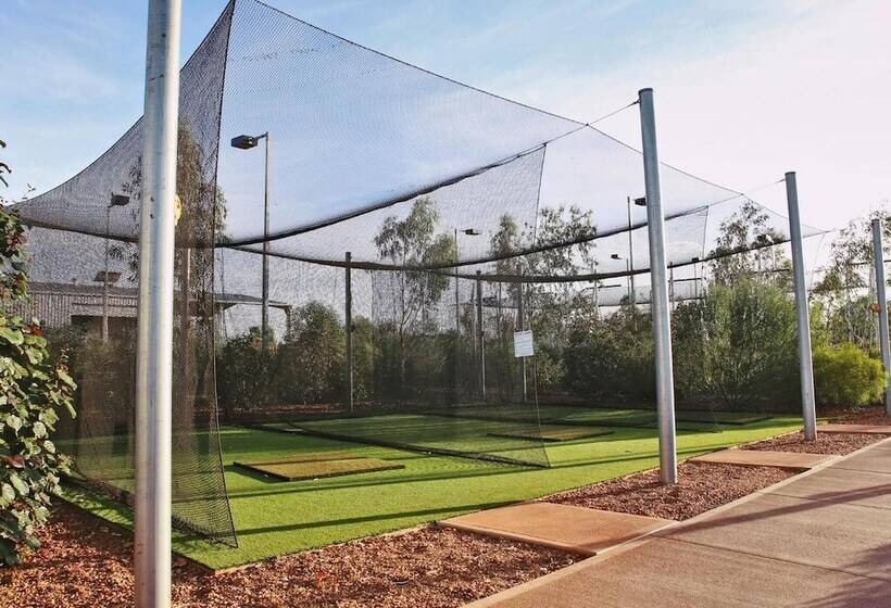 בית מלון כפרי Capricorn Village