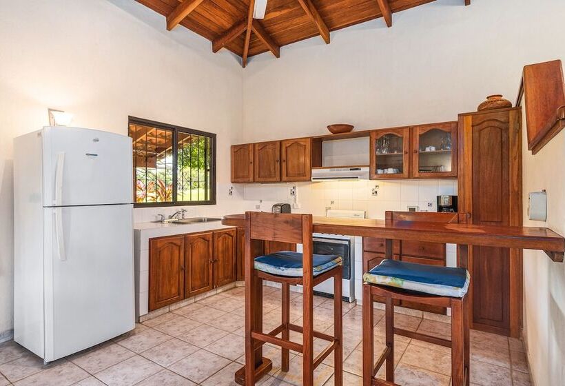 فندق Guacamaya Lodge