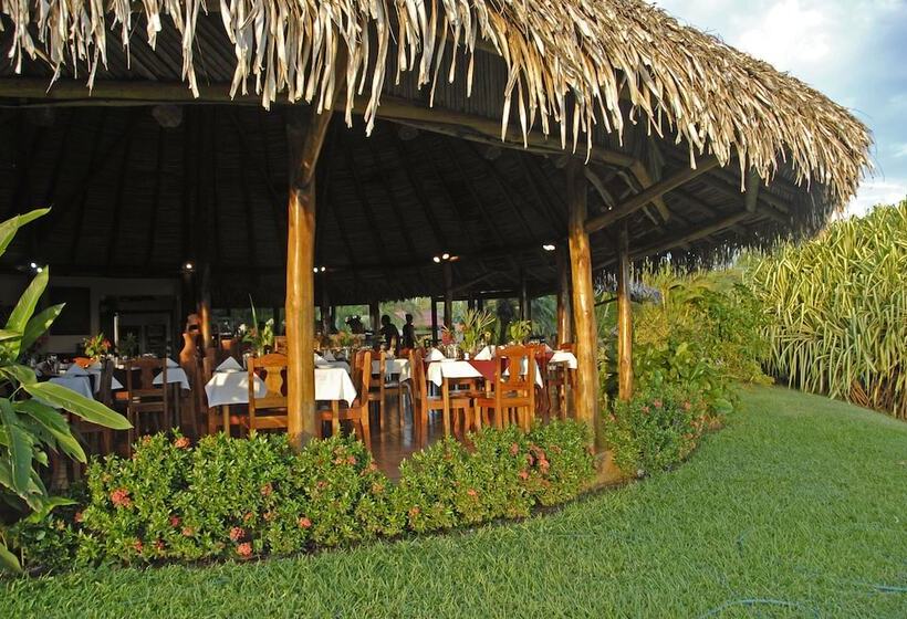 فندق Guacamaya Lodge