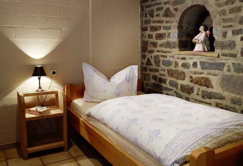 ホテル Haus Kylltal