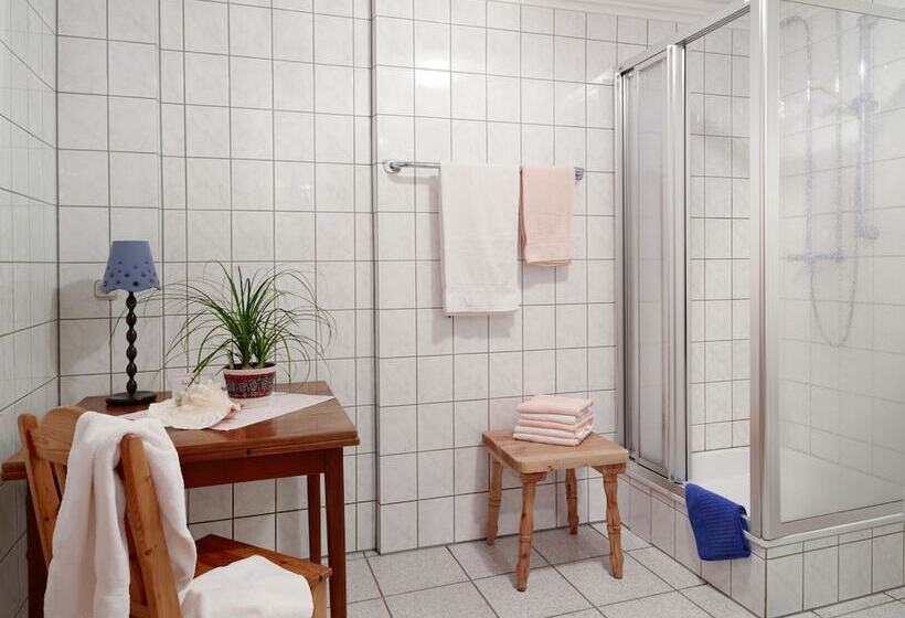 ホテル Haus Kylltal